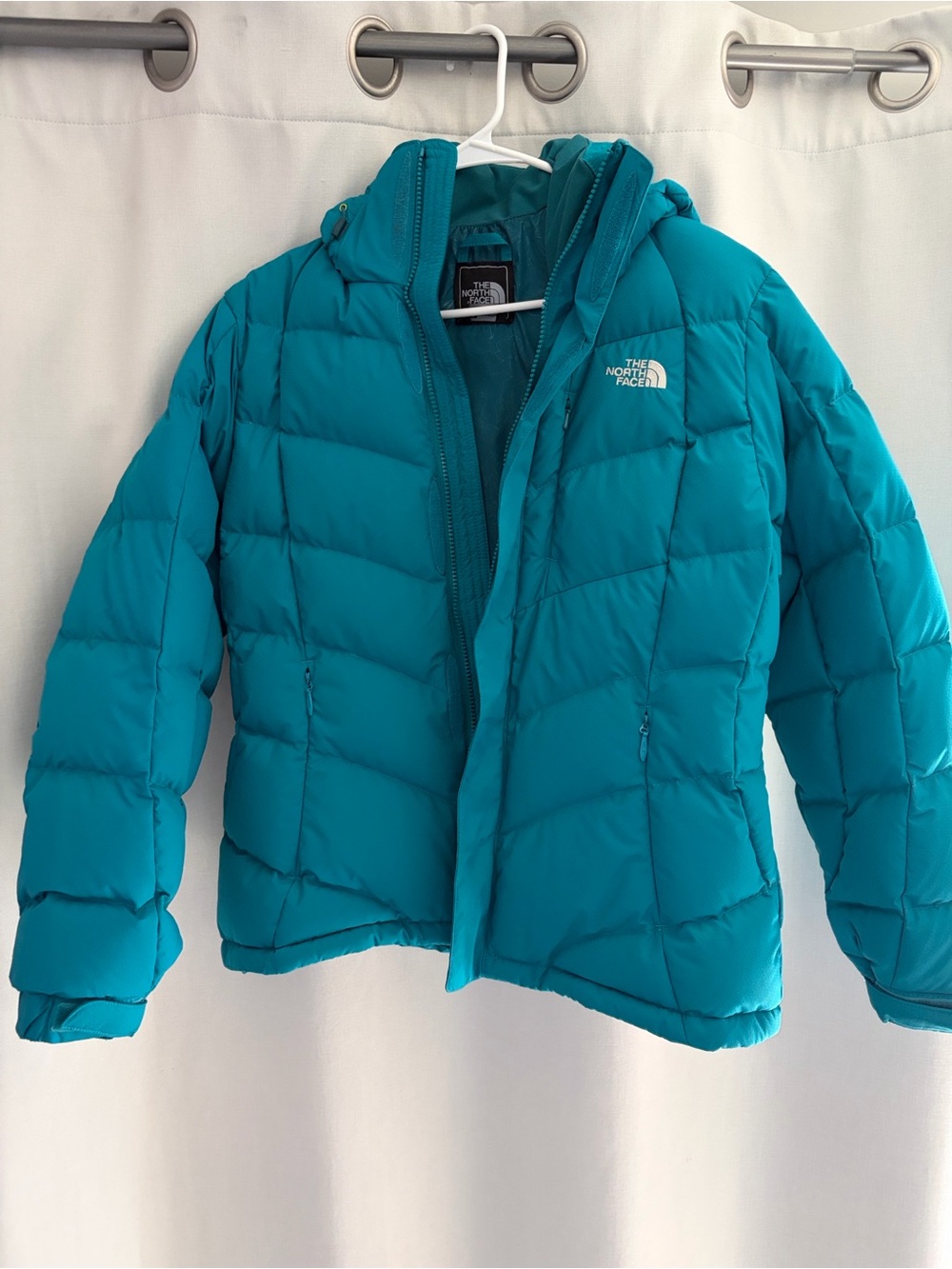 The North Face 600 Teal Hooded Women's Puffer Jacket